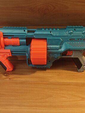 Nerf Elite 2.0 Shockwave RP - 15 Pump - Action Dart Blaster 15 Dart  Royating